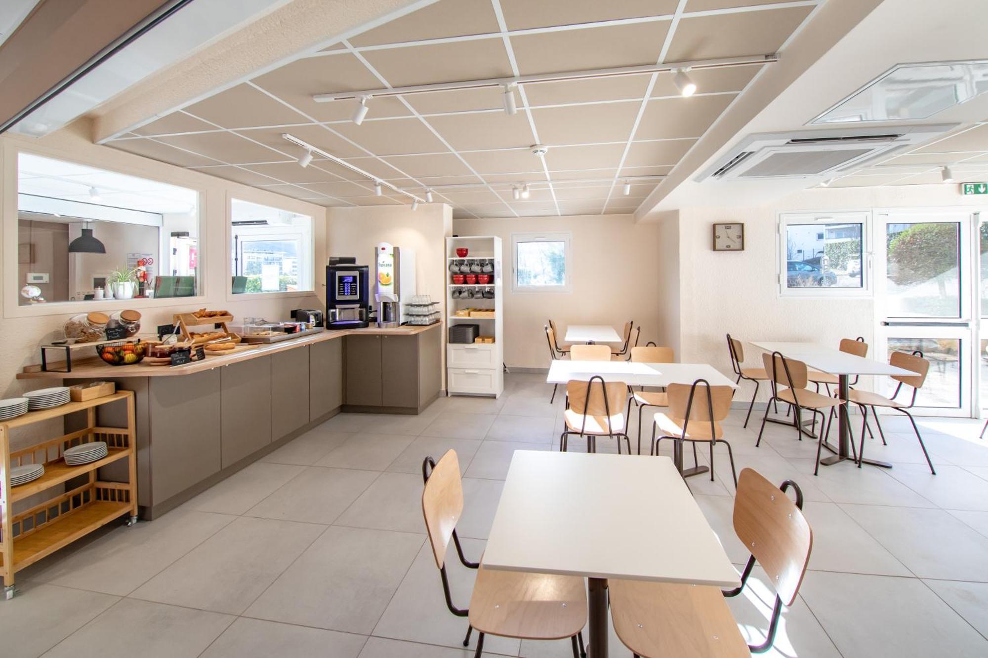 Premiere Classe Annecy Cran-Gevrier Renove En 2025 Zewnętrze zdjęcie